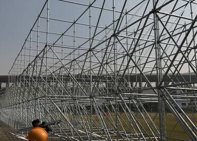 Maintenance Matters During the Erection of Scaffolding